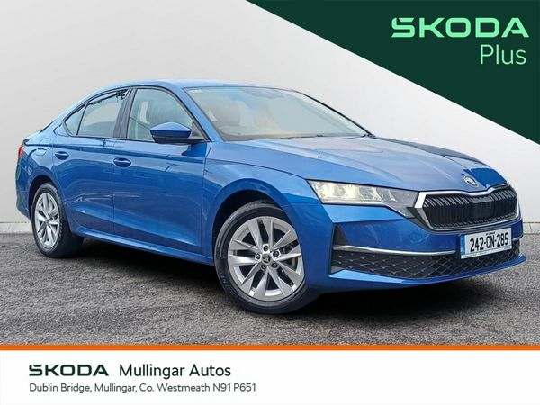 Skoda Octavia Saloon, Diesel, 2024, Blue