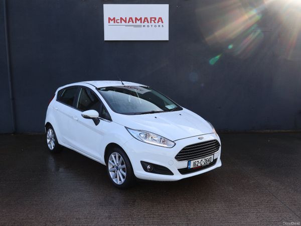 Ford Fiesta Hatchback, Petrol, 2016, White
