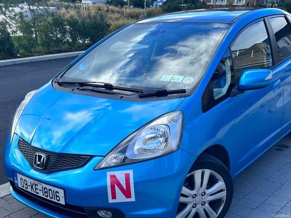 Honda Jazz Hatchback, Petrol, 2009, Blue
