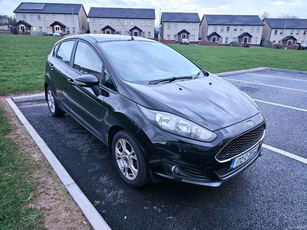 Ford Fiesta Hatchback, Petrol, 2017, Black
