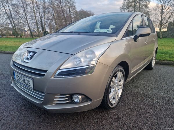 Peugeot 5008 MPV, Diesel, 2013, Grey