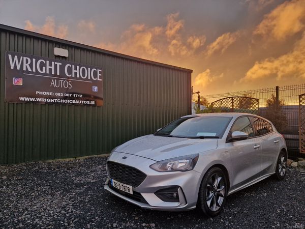 Ford Focus Hatchback, Petrol, 2019, Grey