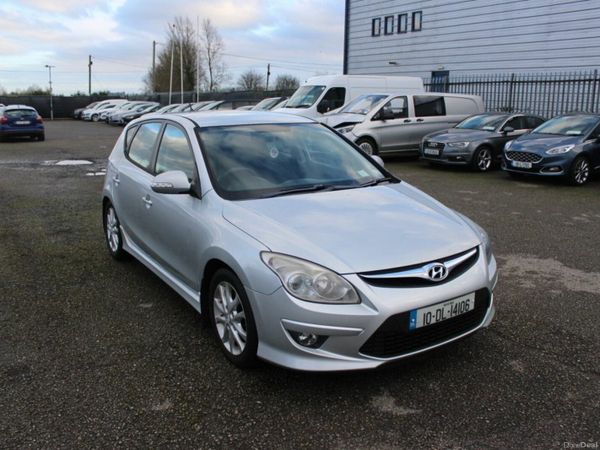 Hyundai i30 Hatchback, Diesel, 2010, Silver