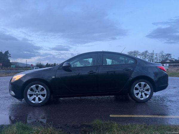 Opel Insignia MPV, Diesel, 2013, Black