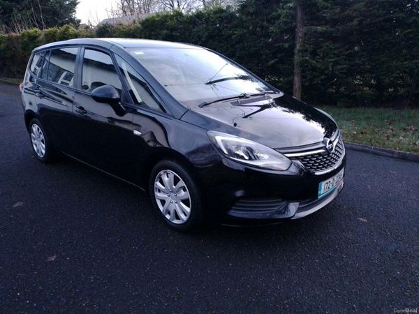 Opel Zafira MPV, Petrol, 2017, Black