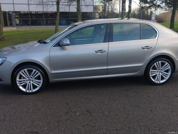 Skoda Superb Estate, Diesel, 2015, Beige