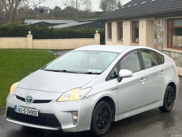 Toyota Prius Hatchback, Petrol Hybrid, 2014, Silver