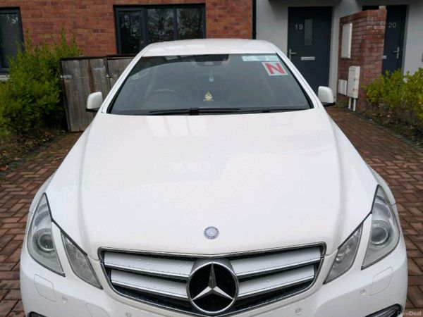 Mercedes-Benz E-Class Coupe, Diesel, 2013, White