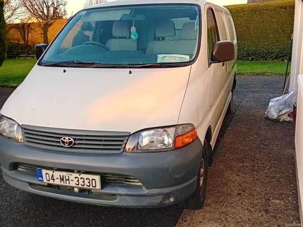 Toyota HiAce Van, Diesel, 2004, White