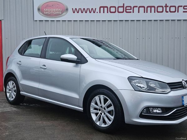 Volkswagen Polo Hatchback, Petrol, 2017, Silver