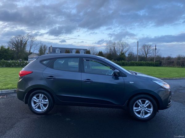 Hyundai ix35 SUV, Diesel, 2011, Grey