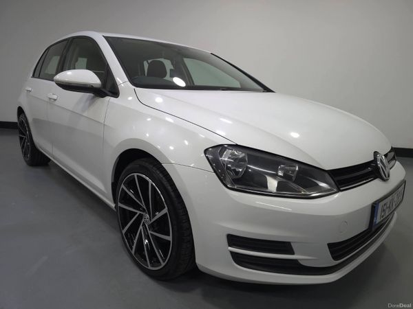 Volkswagen Golf Hatchback, Petrol, 2015, White