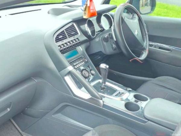 Peugeot 3008 MPV, Diesel, 2011, Blue