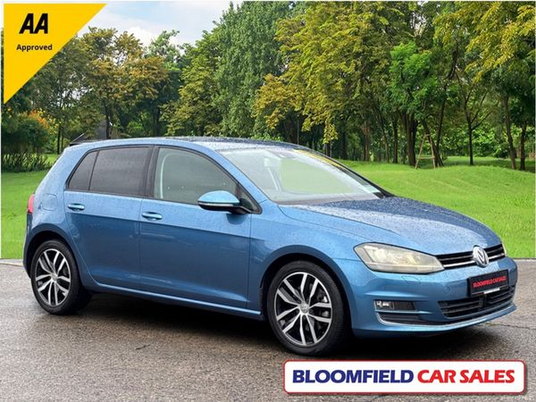 Volkswagen Golf Hatchback, Petrol, 2014, Blue