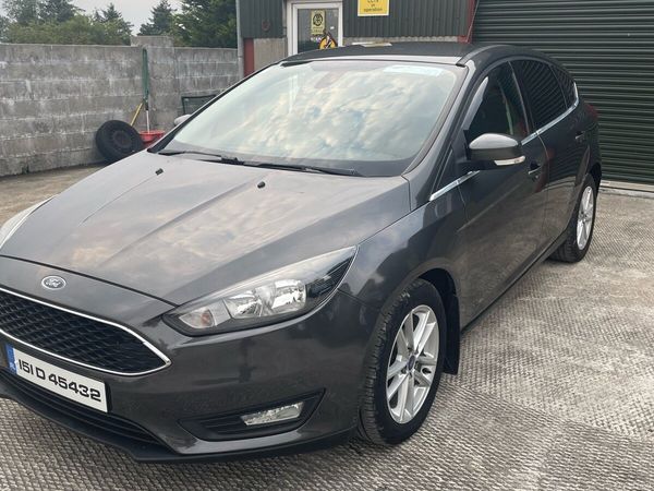 Ford Focus Hatchback, Diesel, 2015, Grey