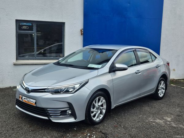 Toyota Corolla Saloon, Diesel, 2018, Grey