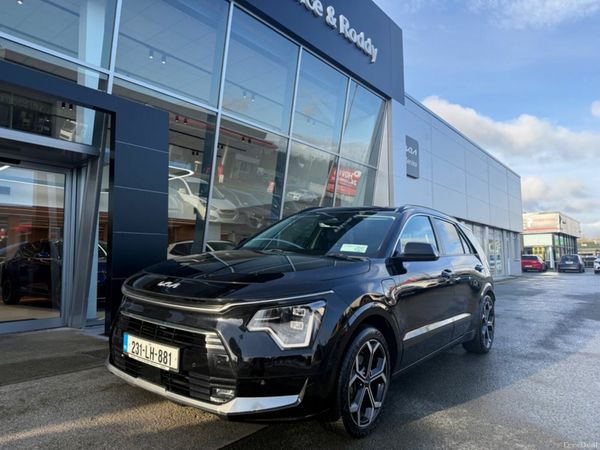 Kia Niro MPV, Petrol Plug-in Hybrid, 2023, Black