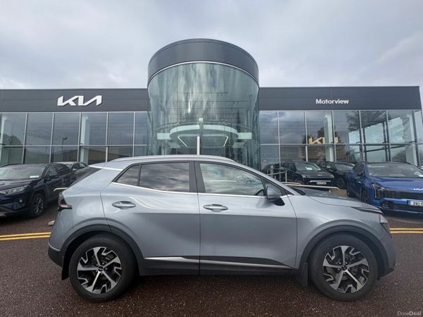 Kia Sportage MPV, Diesel, 2025, Grey