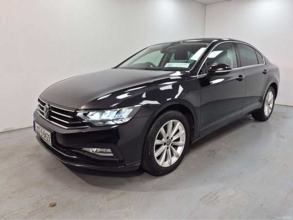 Volkswagen Passat Saloon, Diesel, 2022, Black