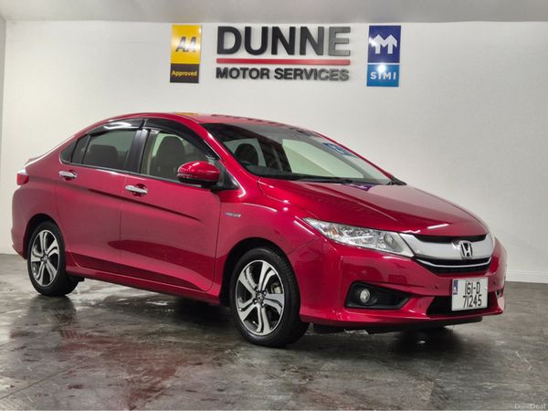 Honda Grace Saloon, Petrol Hybrid, 2016, Red