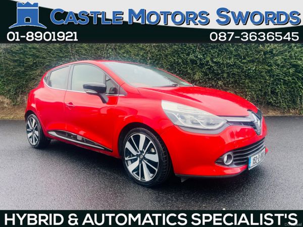 Renault Clio Hatchback, Petrol, 2015, Red