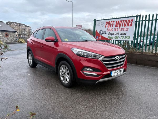 Hyundai Tucson SUV, Diesel, 2017, Red