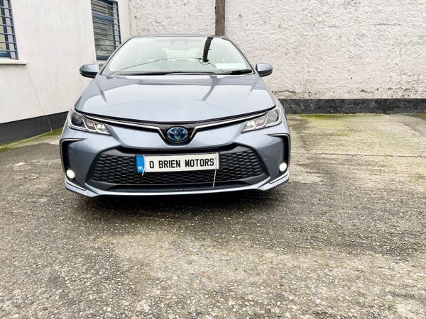 Toyota Corolla Saloon, Petrol Hybrid, 2024, Grey