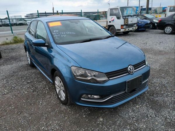 Volkswagen Polo Hatchback, Petrol, 2017, Blue