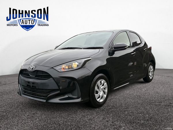 Toyota Yaris Hatchback, Petrol, 2021, Black