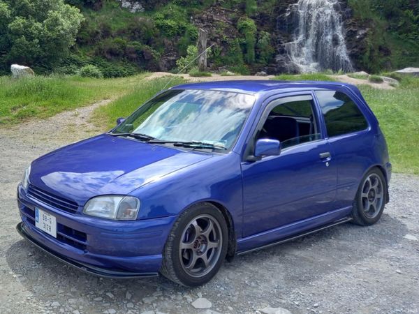 Toyota Starlet Hatchback, Petrol, 1998, Purple