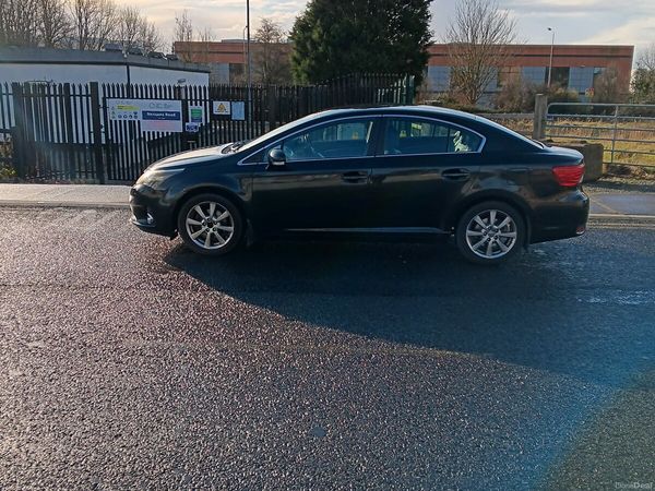 Toyota Avensis Saloon, Diesel, 2013, Black