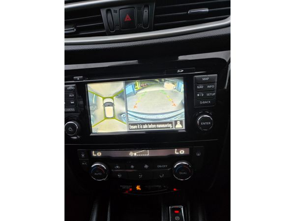 Nissan Qashqai MPV, Diesel, 2015, Black