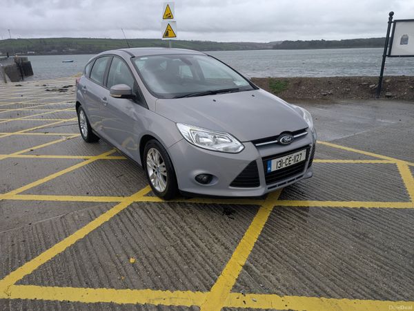 Ford Focus Hatchback, Diesel, 2013, Grey