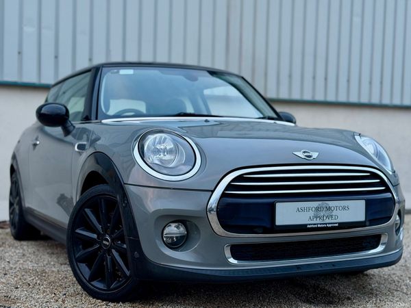 Mini Cooper Hatchback, Petrol, 2015, Grey