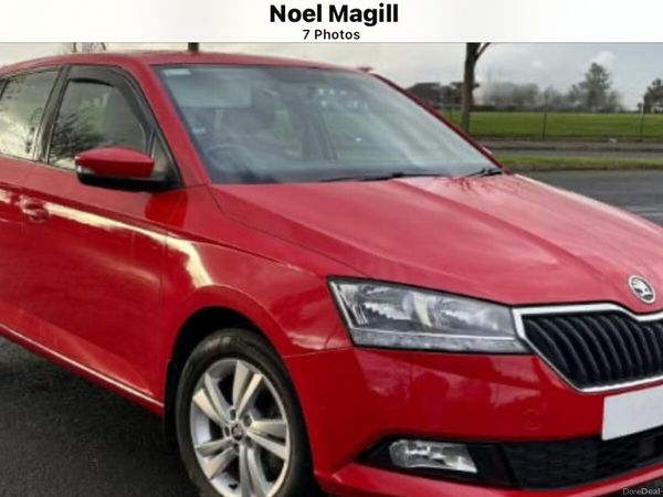 Skoda Fabia Hatchback, Petrol, 2018, Red