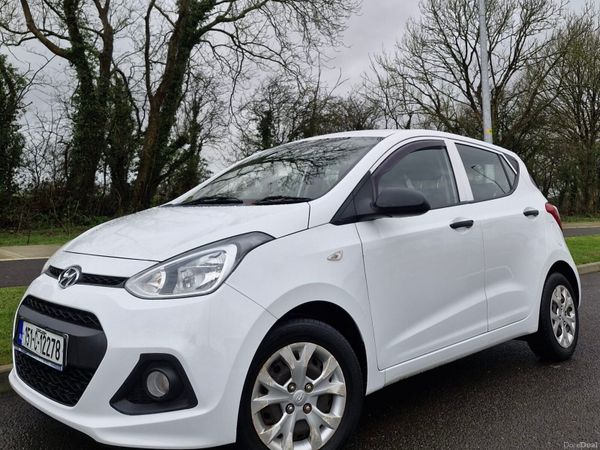 Hyundai i10 Hatchback, Petrol, 2015, White