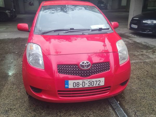 Toyota Yaris Hatchback, Petrol, 2008, Red