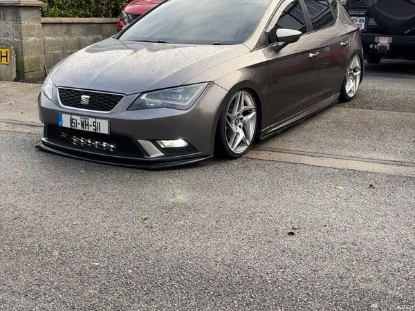 SEAT Leon Estate, Diesel, 2015, Grey