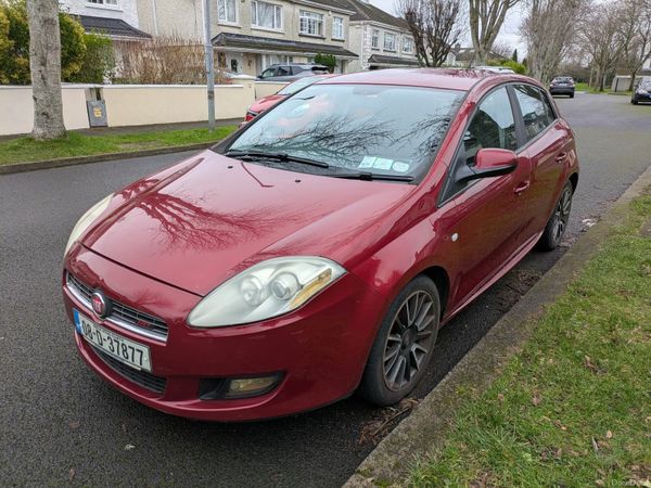 Fiat Bravo Hatchback, Petrol, 2008, Red