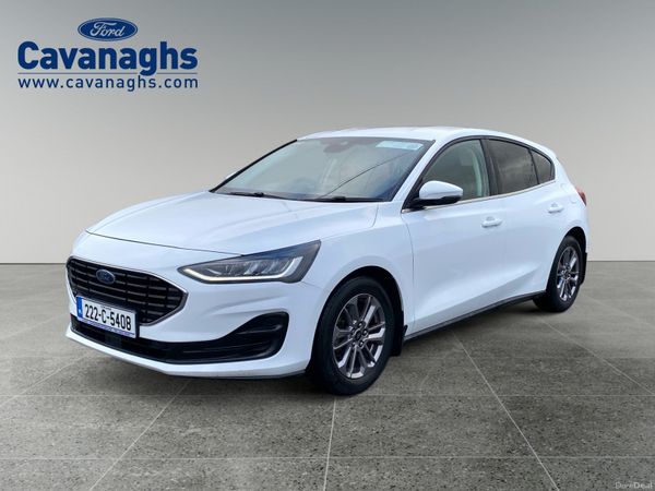 Ford Focus Hatchback, Petrol, 2022, White
