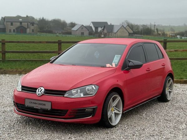 Volkswagen Golf Estate, Diesel, 2017, Red