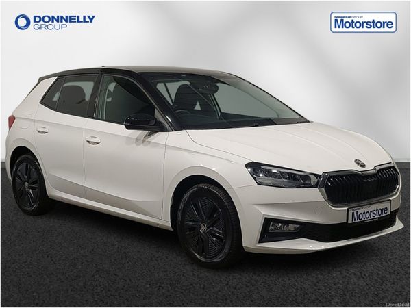 Skoda Fabia Hatchback, Petrol, 2023, White