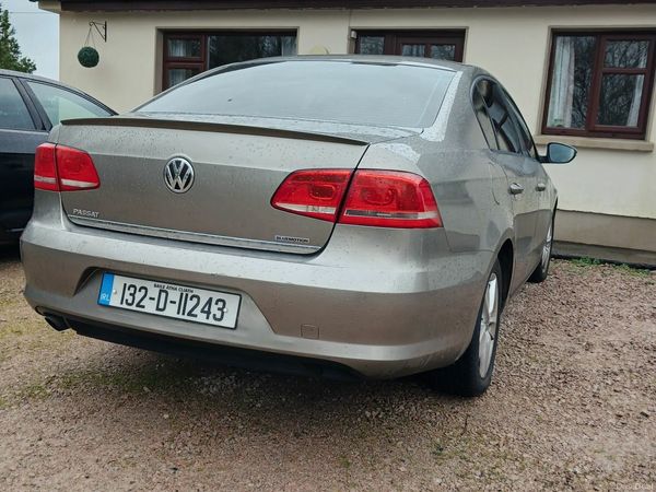 Volkswagen Passat Saloon, Diesel, 2013, Brown