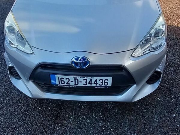 Toyota Aqua Hatchback, Petrol Hybrid, 2016, Silver