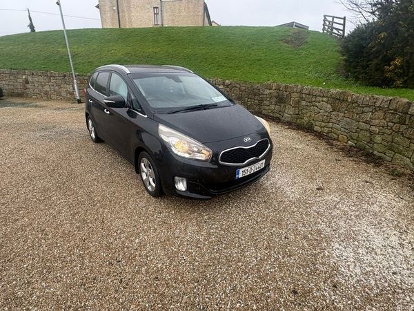 Kia Carens MPV, Diesel, 2015, Black