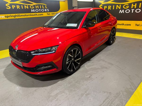 Skoda Octavia Saloon, Diesel, 2021, Red