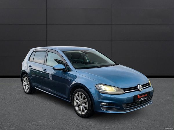 Volkswagen Golf Hatchback, Petrol, 2017, Blue