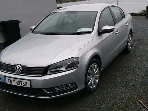 Volkswagen Passat Saloon, Diesel, 2013, Silver