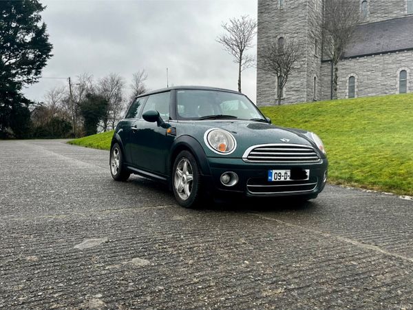 Mini Cooper Hatchback, Diesel, 2009, Green