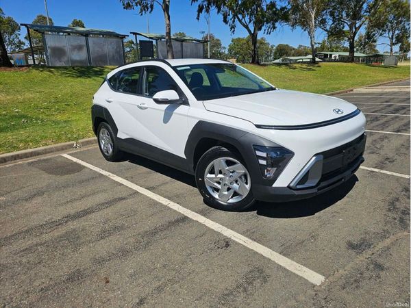 Hyundai KONA MPV, Petrol Hybrid, 2024, White